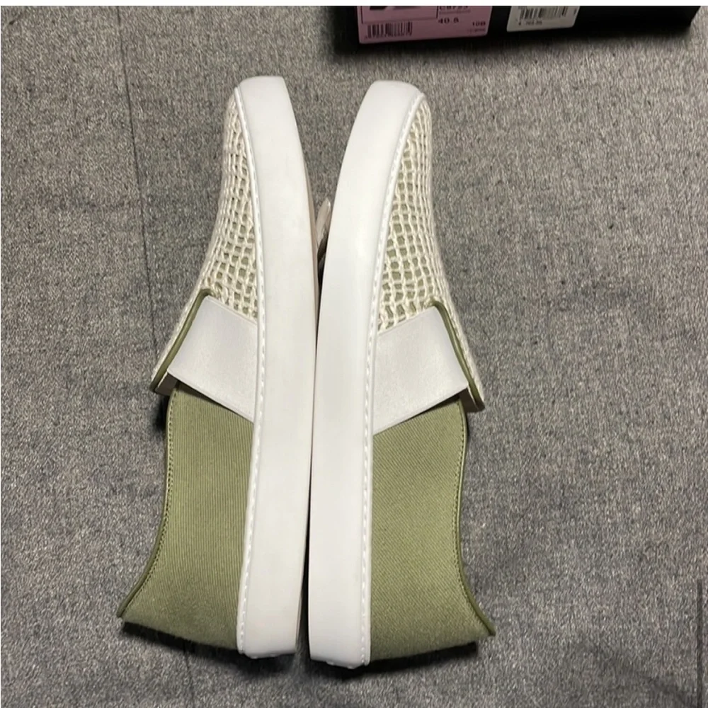 Chanel slip on sneakers, 40.5, NWT - Picture 7 of 10
